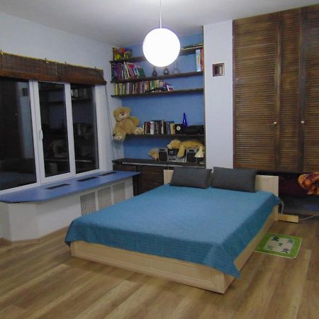Bambukovyi Gai Apartment Киев Екстериор снимка
