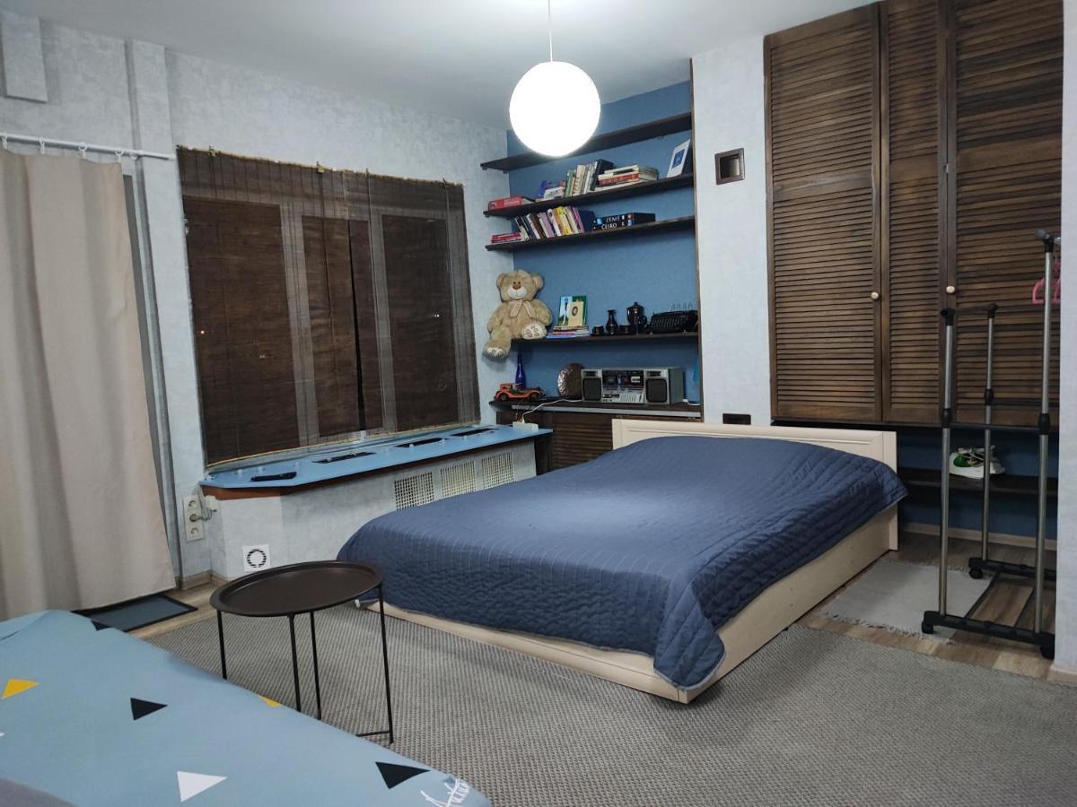 Bambukovyi Gai Apartment Киев Екстериор снимка