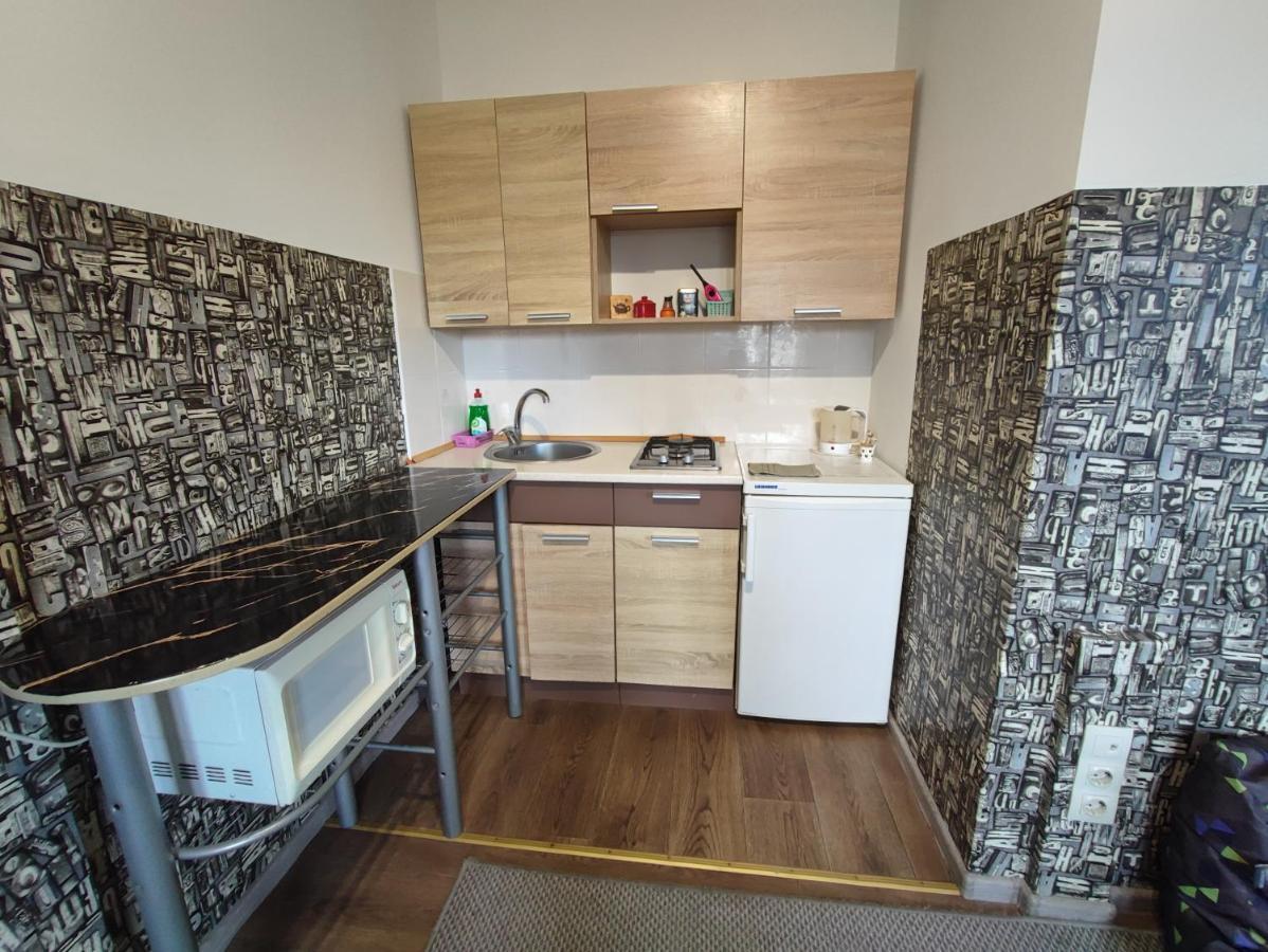 Bambukovyi Gai Apartment Киев Екстериор снимка