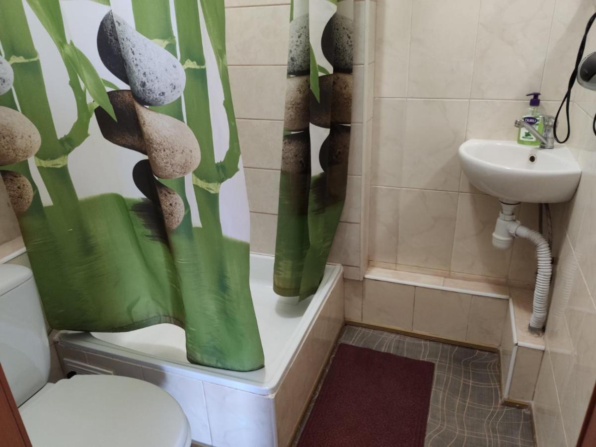 Bambukovyi Gai Apartment Киев Екстериор снимка